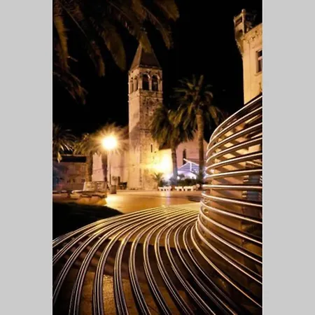 By Joe Jr. Apartment Trogir